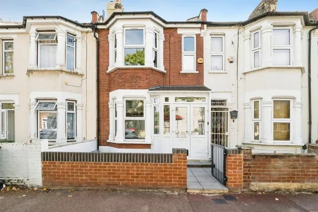 Northfield Road, East Ham, London, E6, photo 1