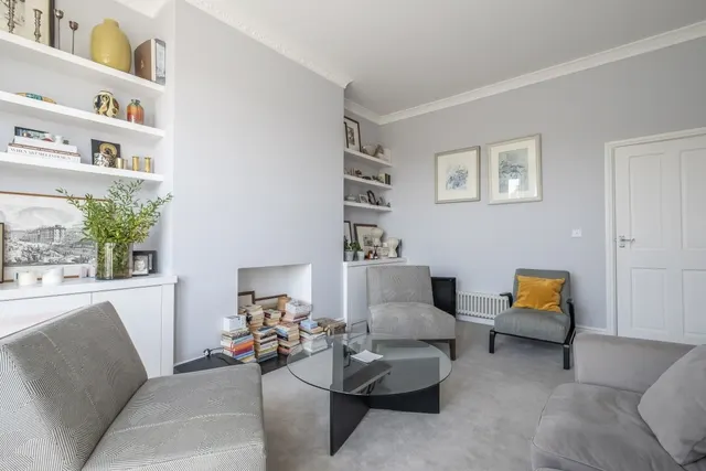 Photo 3 — West Hill London SW18