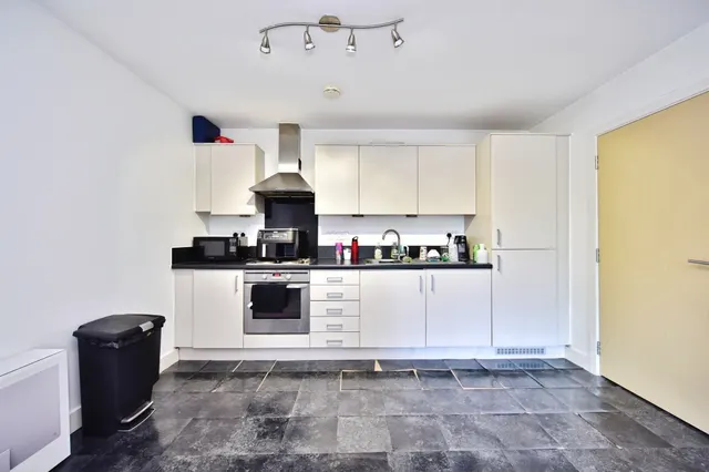 Sandling Lane, Maidstone, ME14, photo 3