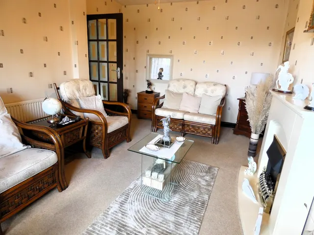 Kettlehills Crescent, Aberdeen, AB16, photo 3