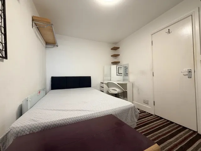 Pershore Road, Selly Oak, B29, photo 2