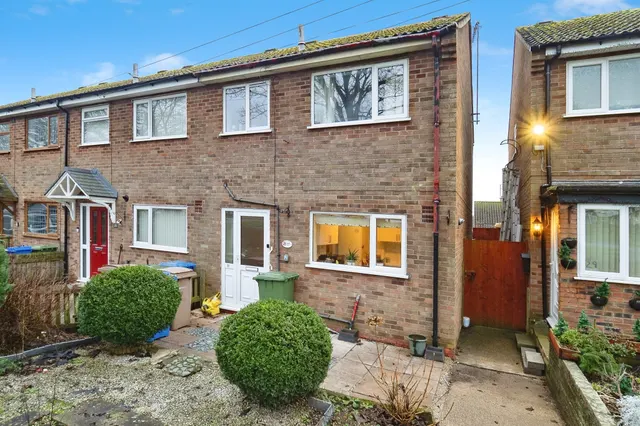 Easton Road, BRIDLINGTON, photo 1