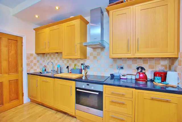 Dene Road, Guildford, GU1, photo 2