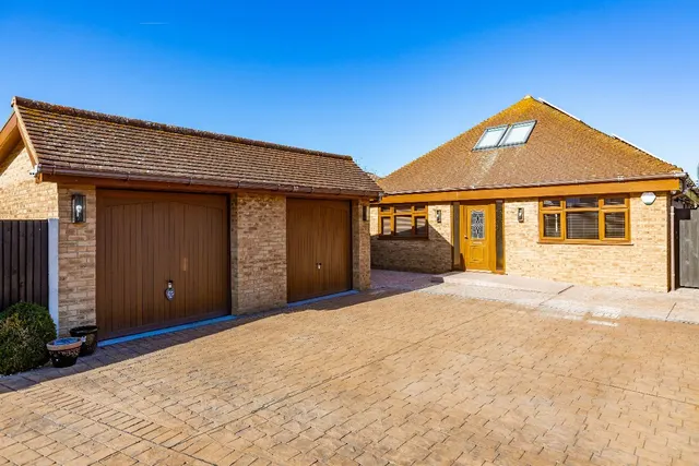 Photo 2 — Coxes Lane, Ramsgate, Kent, CT12 6SA