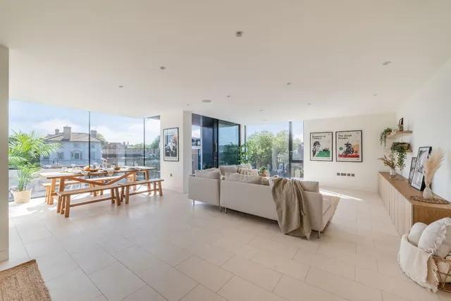 Oval Road, Primrose Hill, NW1, photo 1