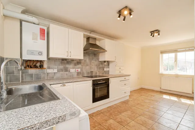 Photo 2 — Baxter Close, FAKENHAM