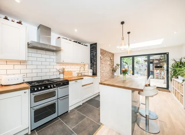 Willmore End, Wimbledon, SW19, photo 1