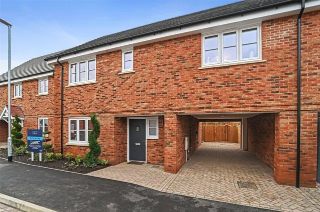 with 4 bedrooms in Great Chesterford, Nr Saffron Walden, CB10, photo 2