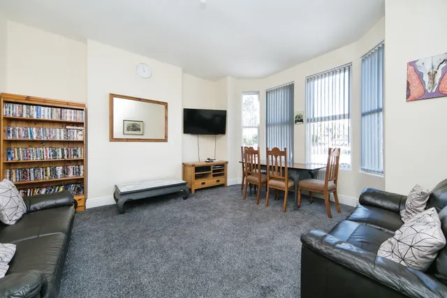 Conway Road, Llandudno, LL30, photo 2