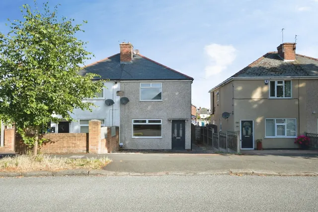 Langer Lane, CHESTERFIELD, Derbyshire, S40, photo 1
