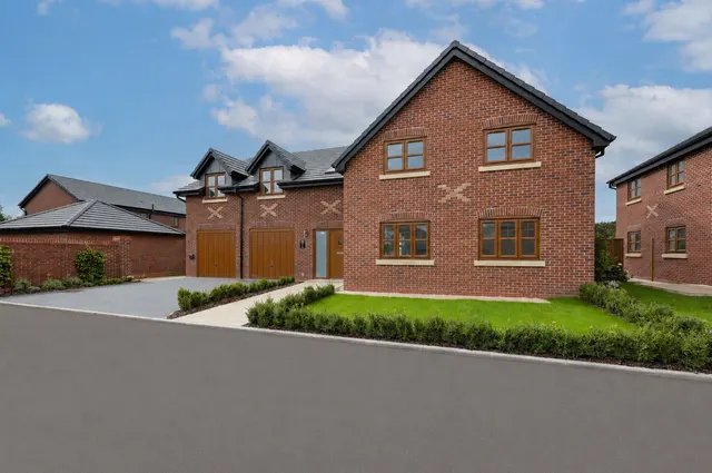 Preston Road, Chorley, photo 1