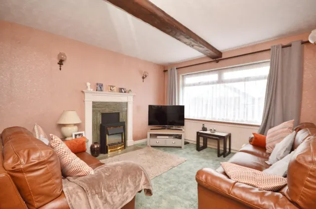 Elsbert Drive, Highridge, BS13, photo 2