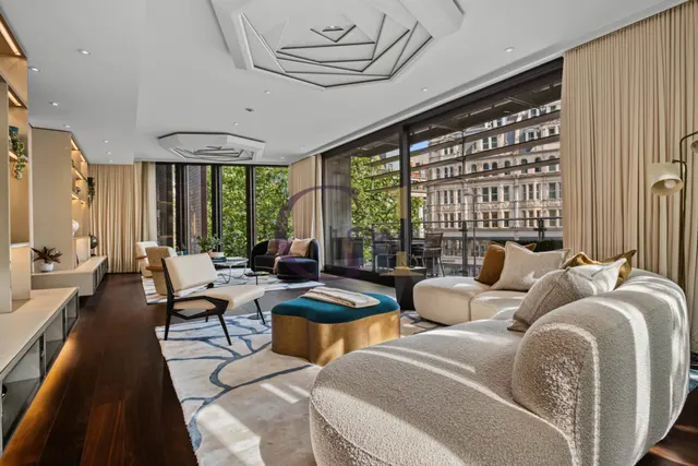 One Hyde Park, London, SW1X, photo 1