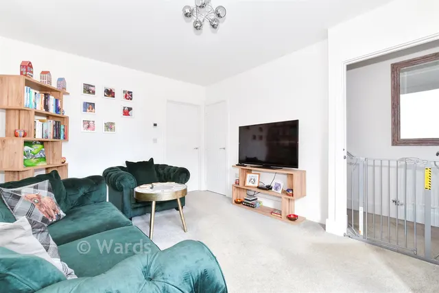 Joy Drive, Tonbridge, TN12, photo 3