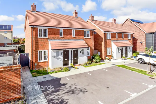 Joy Drive, Tonbridge, TN12, photo 1