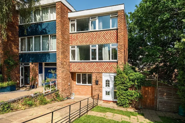 White Lodge, SE19, photo 1