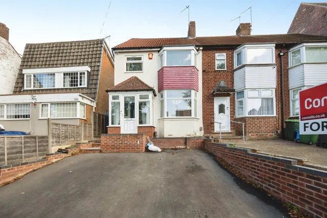 Moat Road, Oldbury, photo 1