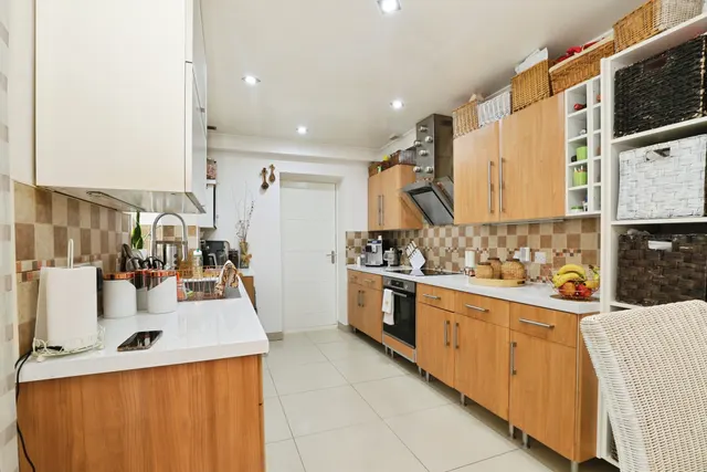 Elliot Close, Grantham, NG31, photo 3