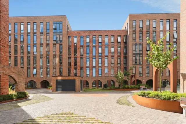 Neptune Place, Liverpool, L8, photo 2