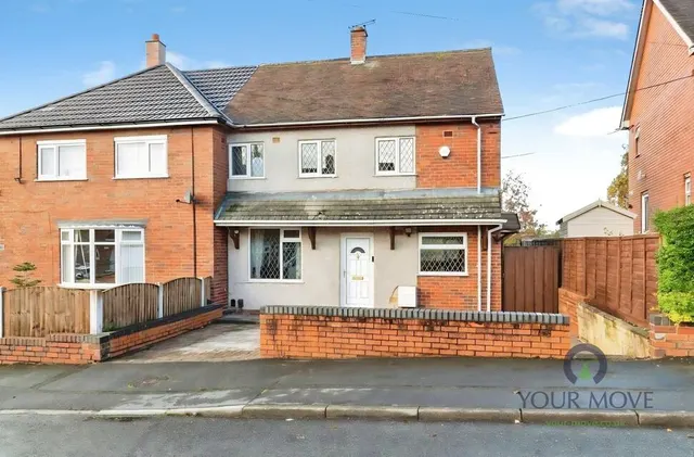 Lundy Road, Blurton, ST3, photo 1