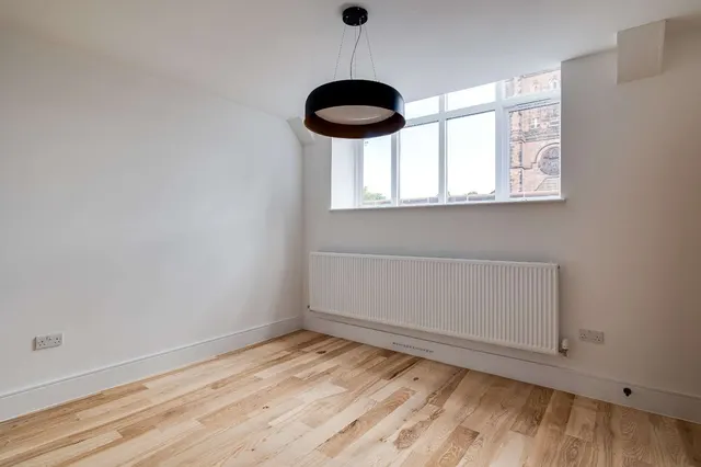 Overleigh Road, Chester, CH4, photo 3