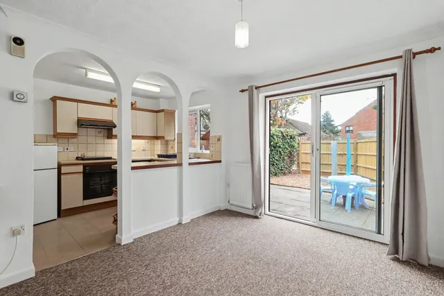 Lander Close, Poole, BH15, photo 3