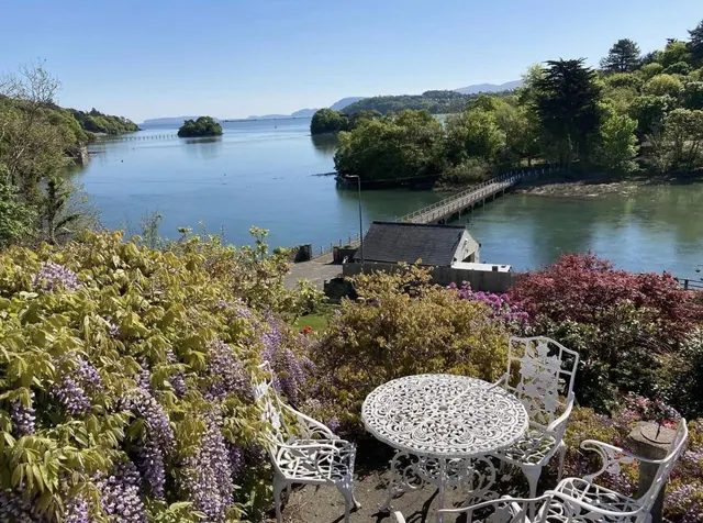 Cadnant Road, Menai Bridge, photo 1