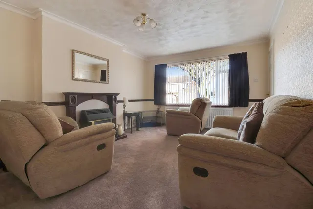 Towngate, Ossett, WF5, photo 2