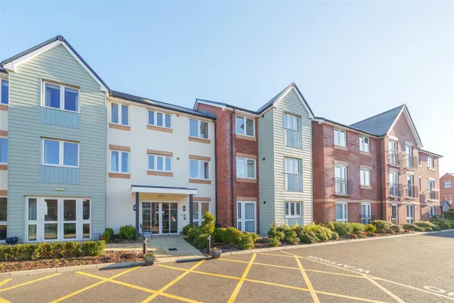 Clarence Street, Market Harborough, LE16, photo 1