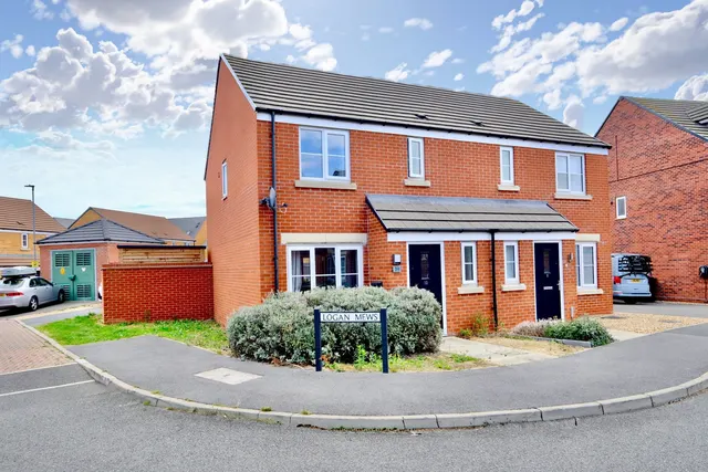 Clovelly Drive, Peterborough, PE7, photo 1