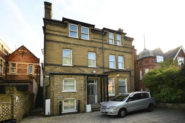 33b Arkwright Road, London, photo 1