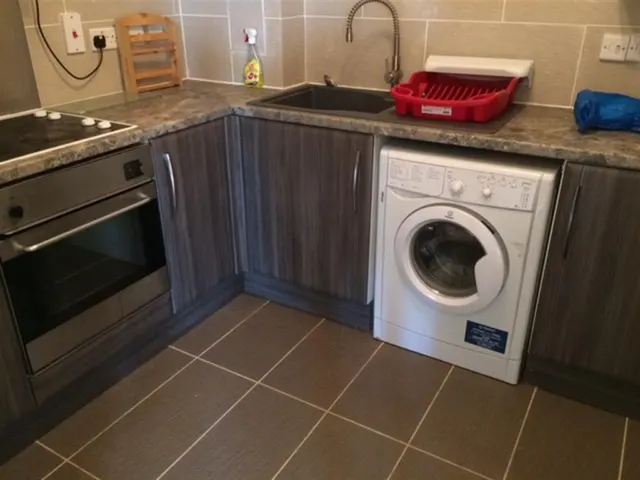 Ludlow Road, Paulsgrove, PO6, photo 3