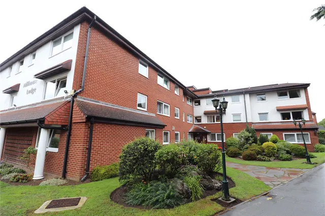 Liverpool Road, Southport, PR8, photo 1