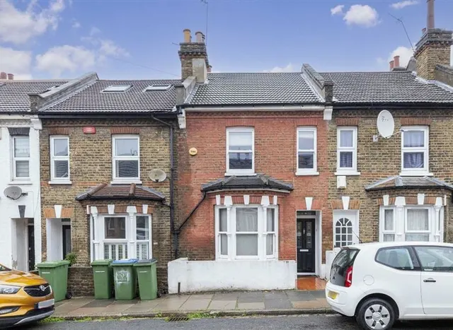 Troughton Road, Charlton, SE7, photo 1