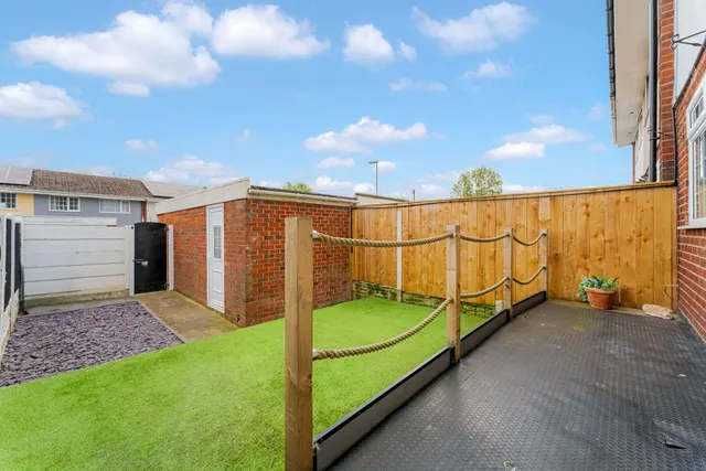 Photo 2 — Grangemoor, Runcorn, Runcorn, WA7 5YB