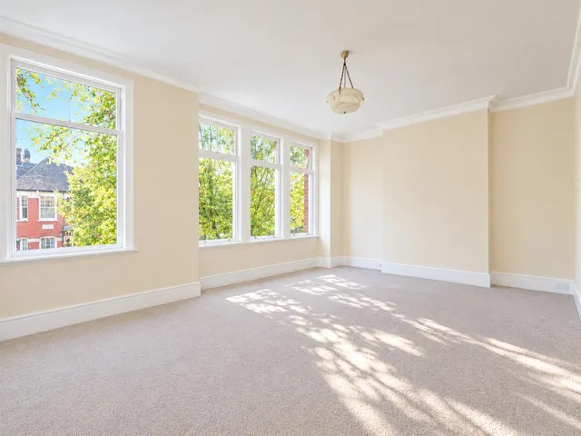 Devonshire Road, Palmers Green, N13, photo 2