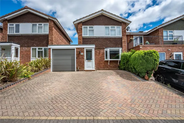 Old Station Road, Bromsgrove, Worcestershire, B60 2AA, photo 1