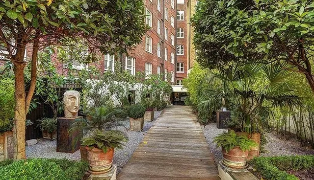Hill Street, London, photo 3