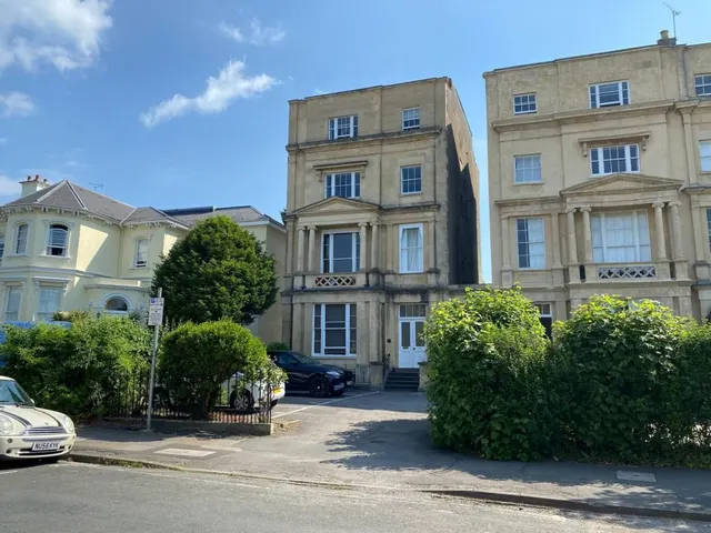 Lansdown Terrace, Cheltenham, Glos, photo 1