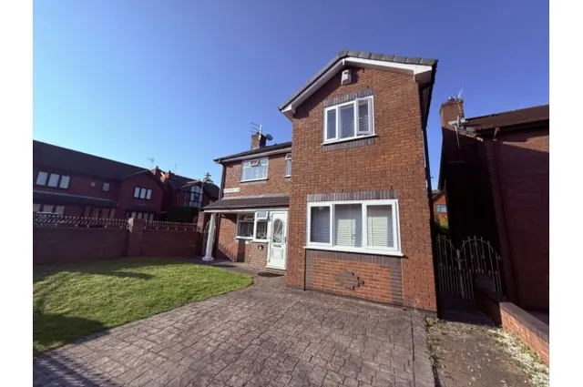 Photo 2 — Eastwood, Liverpool