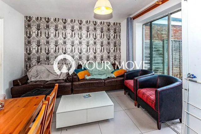 Linden Court, Englefield Green, Surrey, TW20, photo 1