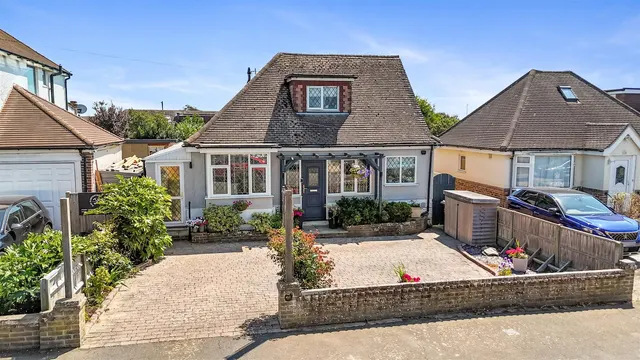 Brook Barn Way, Goring-By-Sea, Worthing, photo 1