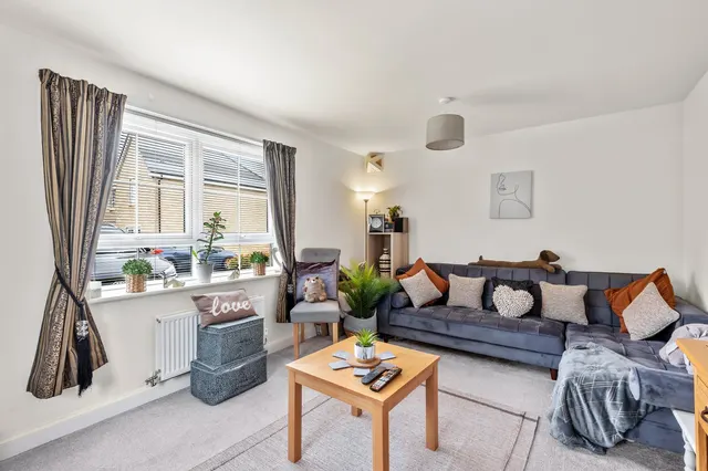 Fitch Drive, Silsden, BD20, photo 3