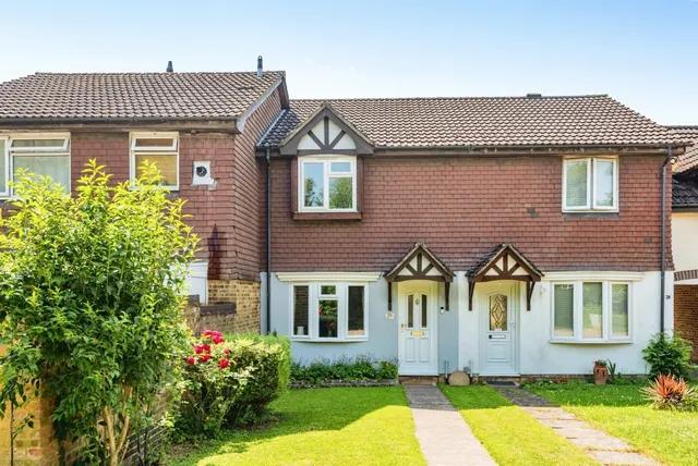 Strathmore Close, Carterton, photo 1