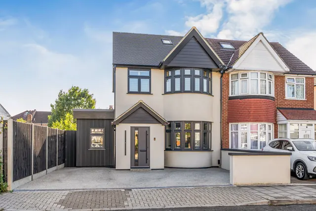 Warham Road, Harrow, HA3, photo 1