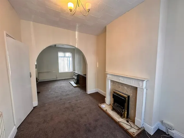 Talbot Road, Smethwick, B66, photo 3