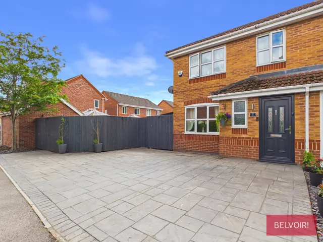 Carden Park Way, Wrexham, LL13, photo 1