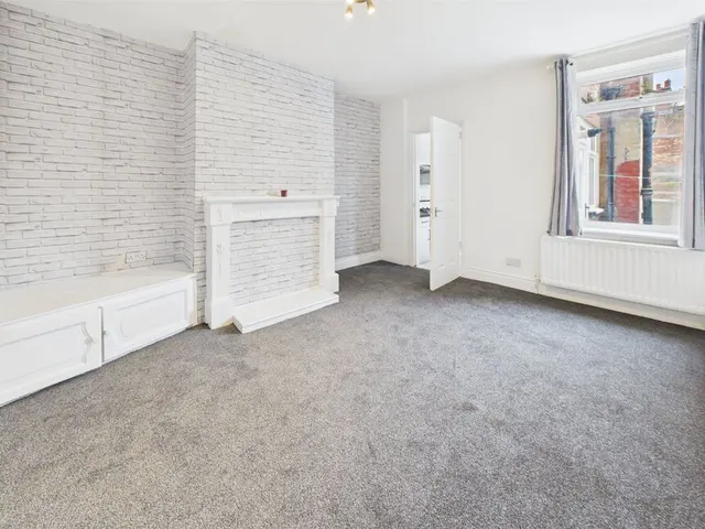 Prince Consort Road, Hebburn, NE31, photo 2
