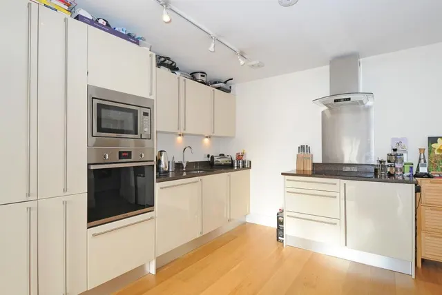 Photo 3 — Shepherds Hill, Highgate, N6 5AH