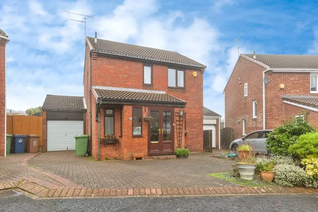 Sunningdale Drive, WASHINGTON, Tyne and Wear, NE37, photo 1